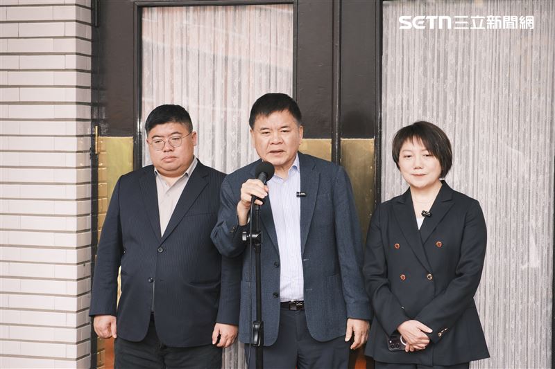 莊瑞雄直言，民進黨不陪著內耗，但一貫反對彈劾總統，因此一致進場投下反對票。（圖／記者楊士誼攝影）