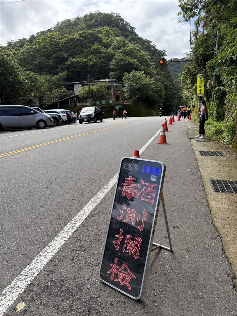 遏止北宜飆車、改裝歪風，新店警強力執法。（圖／新店警分局提供）