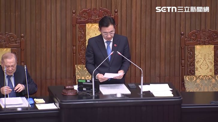 立法院總統賴清德彈劾案開票結果56贊成50反對，副院長江啟臣宣告未達憲法規定三分之二門檻彈劾案不通過（圖／翻攝畫面）