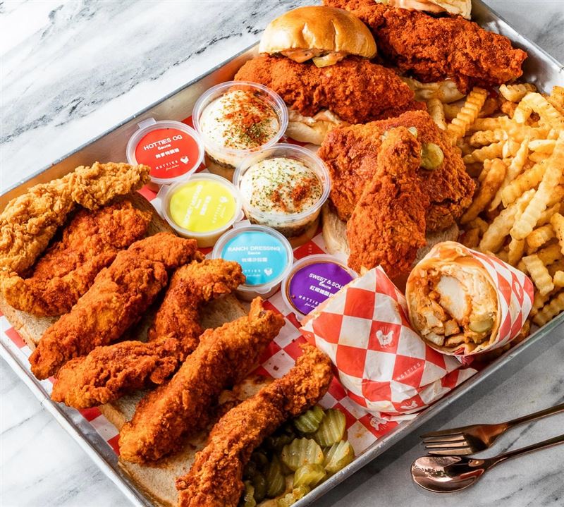 Hotties Fried Chicken來台5年，最後一間分店因租約到期結束營業。（圖／翻攝自Hotties Fried Chicken粉專）