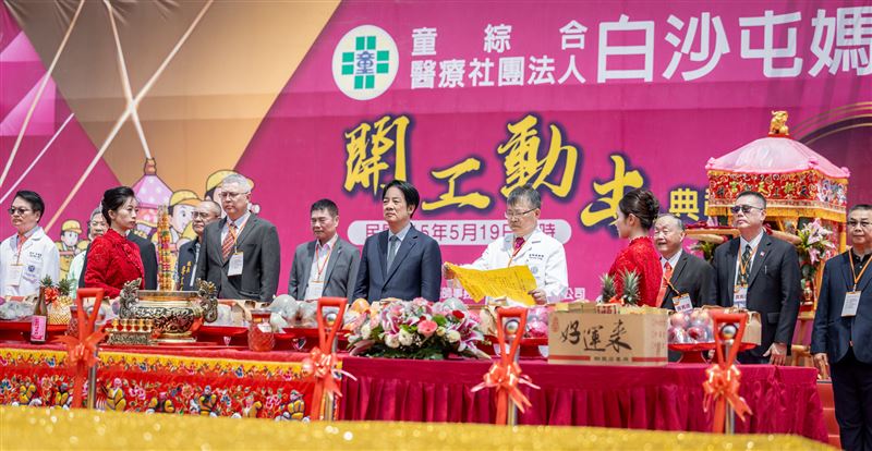 總統賴清德、苗栗縣長鍾東錦出席白沙屯媽祖醫院開工動土典禮（圖／總統府提供）