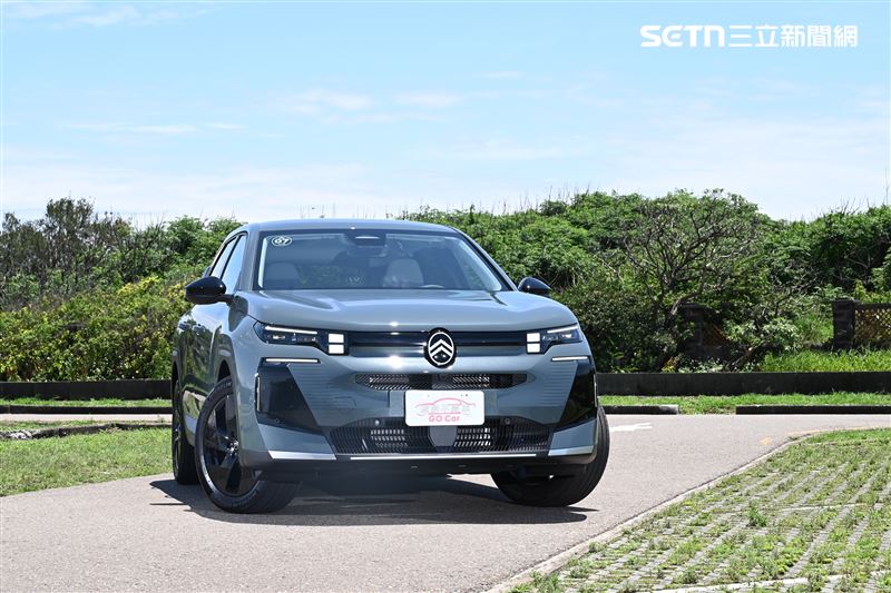 Citroen C5 Aircross MAX休旅車。（圖／記者鍾釗榛攝）