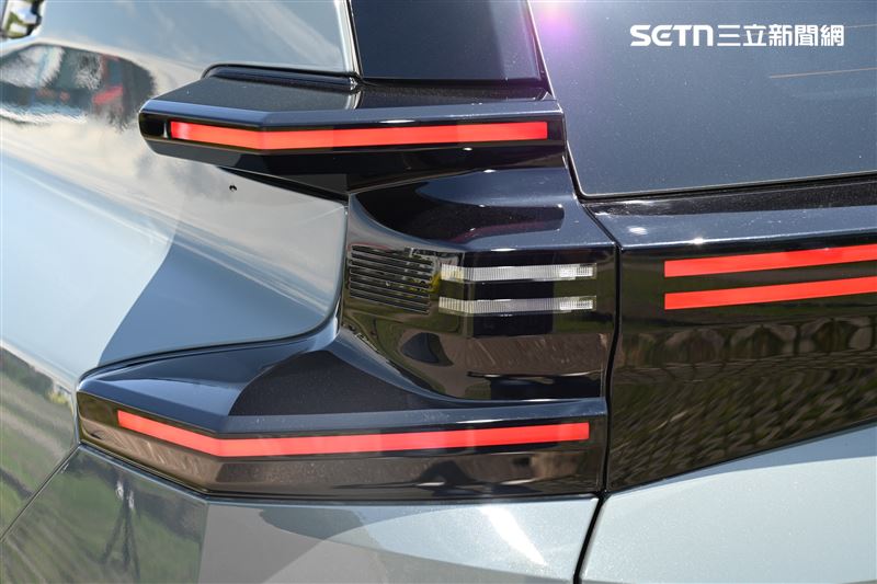 車尾的Light Wing光翼式尾燈。（圖／記者鍾釗榛攝）