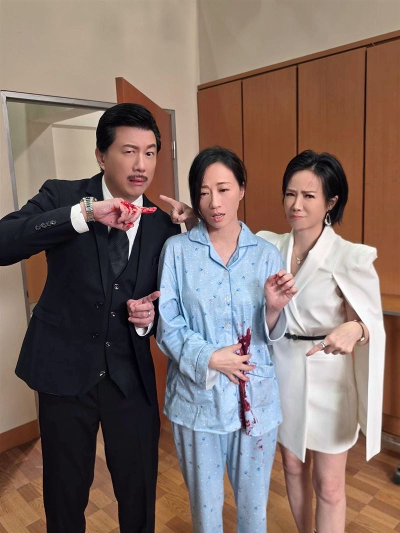 吳皓昇（左）坦言看到劇本時又興奮又難過。（圖／民視提供）