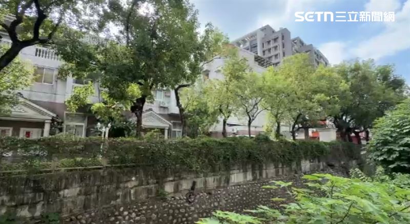小區環境非常悠閒