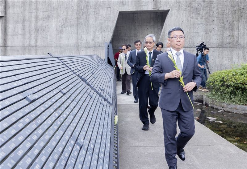 行政院政務委員林明昕今（19）日出席於白色恐怖景美紀念園區舉辦的「519白色恐怖記憶日」紀念典禮。（圖／行政院提供）