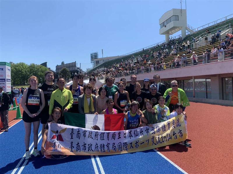 2026仙台馬拉松友誼城市選手合影。（圖／台南市政府提供）