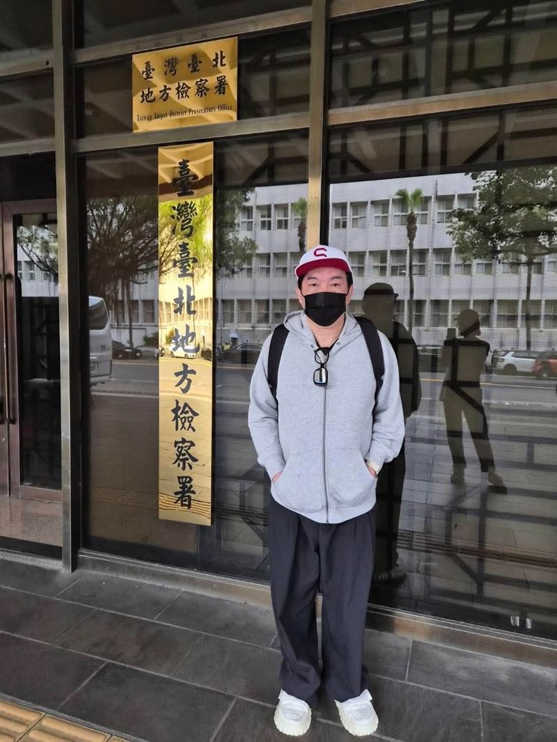 康康提告遭詐200萬,還曾到北院出庭。(資料照/翻攝自康康臉書)