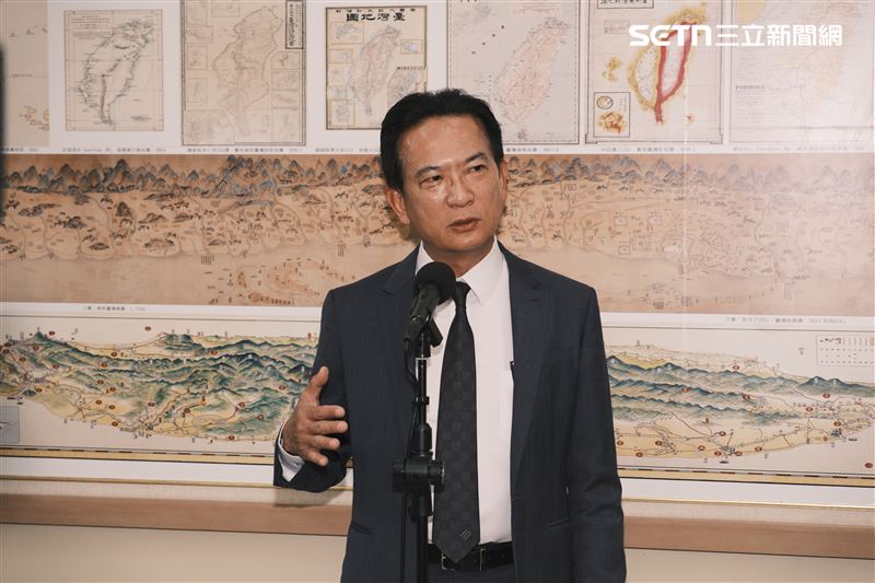 林俊憲直言，台獨議題是國共扎的稻草人，他痛斥，民進黨早在1999年就修改為《台灣前途決議文》，強調台灣未來由人民決定。（圖／記者楊士誼攝影）