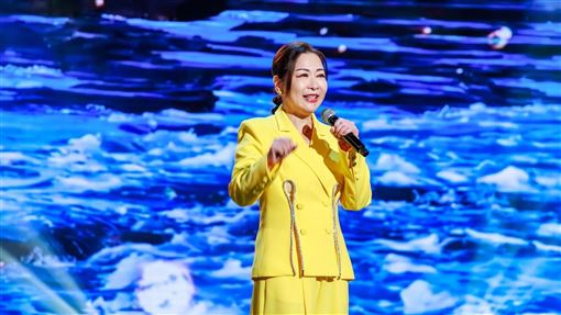 出道暴肥挨批醜小鴨　歌后揭羅時豐1暖舉