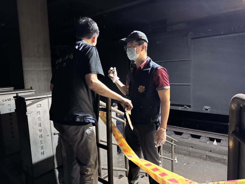 台鐵松山站發生死亡事故。（圖／翻攝畫面）