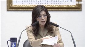 鄭麗文甚至拍桌嗆賴清德「你怎麼好意思」（圖／翻攝畫面）