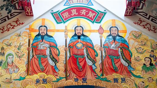 以為走進媽祖廟？直擊台南宮廷風教堂