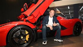 車商網紅蟹老闆以 1 億 3,500 萬元天價震撼標下馬王，近日超跑圈內驚傳該車已秘密完成私下交易。（圖／記者鍾釗榛攝影）