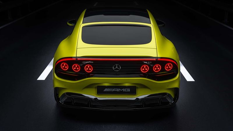 2027年式AMG GT四門轎跑，是AMG家族首款純電車型。（圖／翻攝Mercedes-Benz網站）