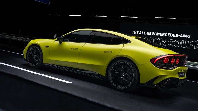 2027年式AMG GT四門轎跑加入模擬V8聲浪功能。（圖／翻攝Mercedes-Benz網站）