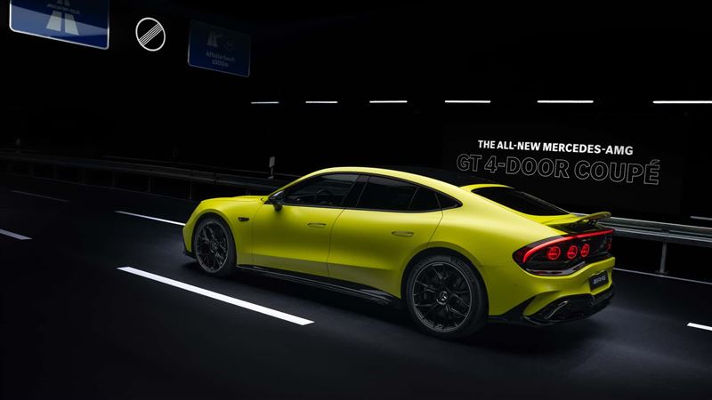 2027年式AMG GT四門轎跑。(圖/翻攝Mercedes-Benz網站)