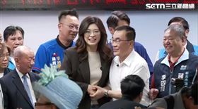 李四川與鄭麗文握手僅3秒（圖／翻攝畫面）