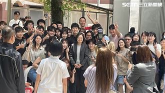 蔡英文赴北醫演講　學生家長請托「這事」