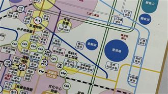 柯志恩文宣驚現「已歇業夜市」！綠營開酸