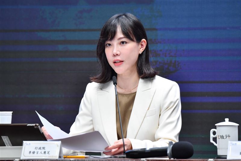 行政院發言人李慧芝今(21)日主持院會後記者會。(圖/行政院提供)