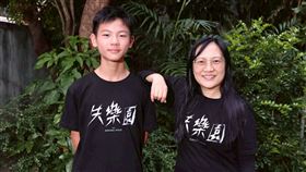 演員洪君昊（左）在導演蔡銀娟的作品電影《失樂園》中有精湛演出。（圖／記者田俊彥攝影）