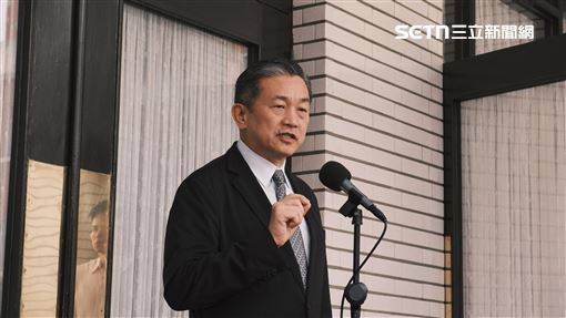 王定宇表示，美國代理海軍部長曹洪的言論是一個變數，但也是藍白在立法院拖延導致。（圖／記者楊士誼攝影）