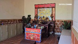 購物中心隱藏版財神廟　櫃哥櫃姐：超靈驗