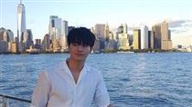 31歲男星退圈「突自切小拇指」崩潰發聲