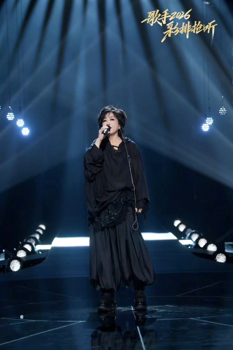 台灣代表方面，齊豫將演唱〈橄欖樹〉，庾澄慶帶來〈讓我一次愛個夠〉。（圖／翻攝自湖南衛視歌手微博）