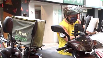 Uber試推機車載客　專家：出事保險恐拒賠