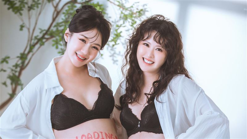 火辣孕婦寫真曝 8點檔女星曬超大孕肚
