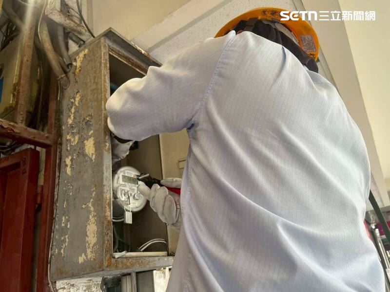 北市SPA館暗營半套性服務遭斷水斷電。（圖／翻攝畫面）