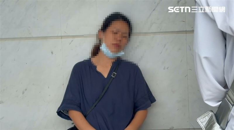 毒駕車禍害死父親及大姊，二女兒認屍悲痛落淚。（圖／翻攝畫面）