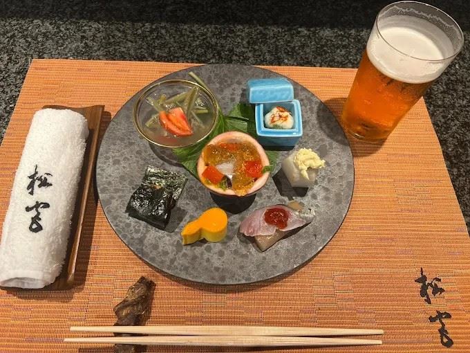 大阪天王寺的會席料理店「松宮」在官網列出拒絕往來條件,將奧客列入黑名單。(圖/翻攝自Google maps)