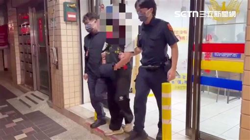 朝柯文哲丟蛋8萬交保　吃屎哥沒人幫辦保
