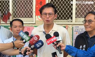 新書「棄醫從法」挨轟吹噓…黃國昌回應了