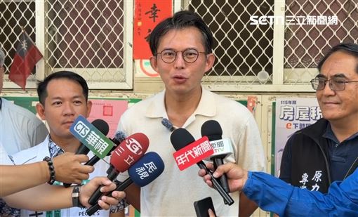 新書「棄醫從法」挨轟吹噓…黃國昌回應了