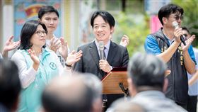 賴清德總統今（24）日上午前往「嘉義埤仔頭王靈宮」參香祈福。（圖／總統府提供）