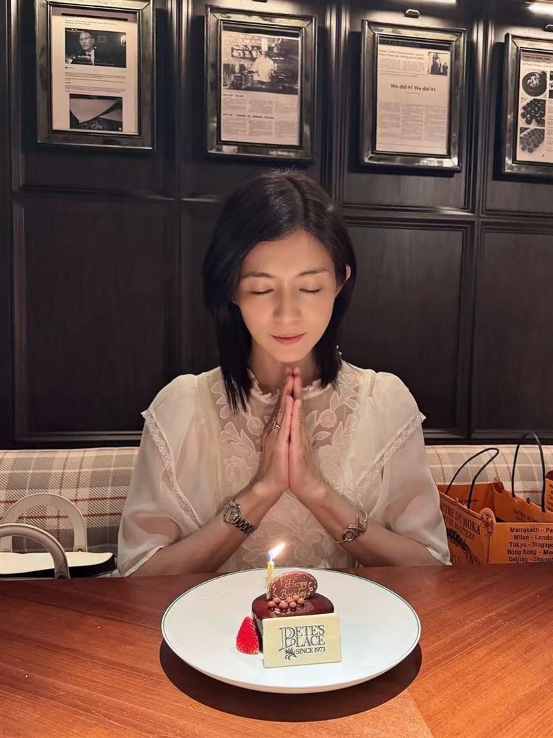 「玉女接班人」楊采妮52歲了!(圖/翻攝自楊采妮臉書)