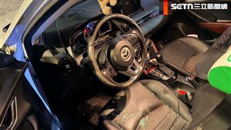 騎士不滿被按喇叭　拿安全帽砸破計程車窗