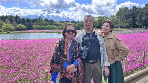 女星帶爸媽出國　媽媽一聽廠商贊助秒答應