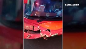 與客運路口相撞！轎車失控「衝進超商」釀3傷