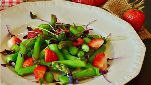 1綠色蔬菜「煮熟吃」抗發炎護腸！