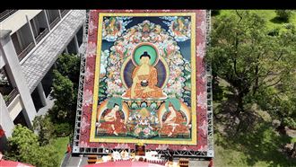 2026浴佛節最震撼畫面曝！大佛唐卡現宜蘭