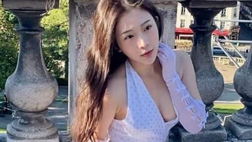 雞排妹雙胞胎肚4個月突暴增　曝孕吐慘況
