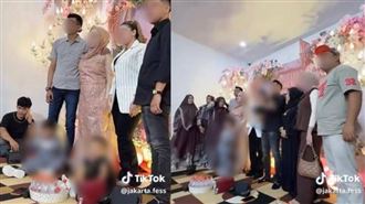 男童單膝下跪戴戒指！孩童訂婚現場瘋傳