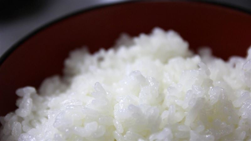 米放久不好吃?電鍋加「1物」白飯變香Q甜