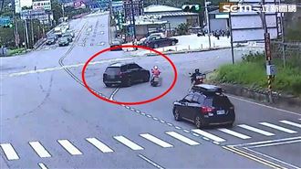 台3線死亡車禍！賓士闖紅燈…騎士遭輾斃