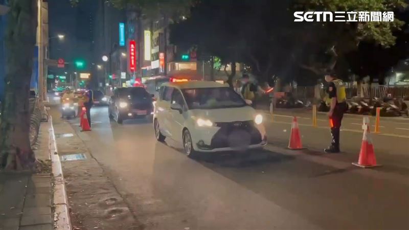 北市警方在緝毒專案首日查獲毒駕7件。(圖/翻攝畫面)